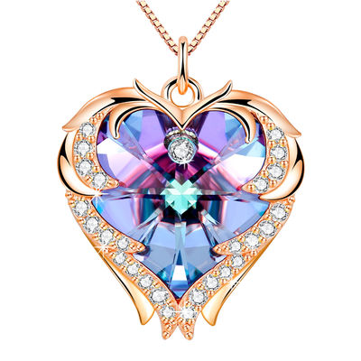 colgante de la forma del corazón de 8.2g el 1.5ft Crystal Heart Necklace Slightly Askew