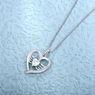 YASVITTI 925 Corazón de plata esterlina Topaz y zirconia cúbica Angel Wing Pendant Collar Joyería romántica para mujeres