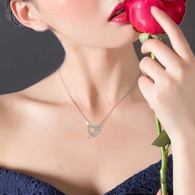 YASVITTI 925 collar de plata esterlina para mujeres 'Una flecha en el corazón' piedra de zircón regalo de fiesta del día de San Valentín
