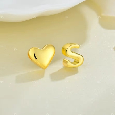 YASVITTI joyería personalizada de amor de oro letra S colgante 925 plata esterlina corazón colgante inicial para mujeres