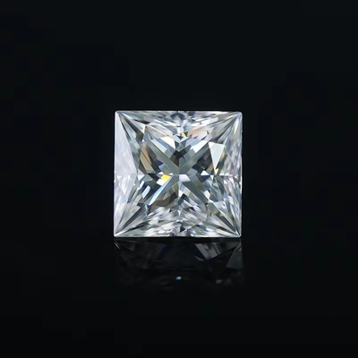 Piedra de moissanita de forma especial de color blanco VVS1 redonda sin defectos