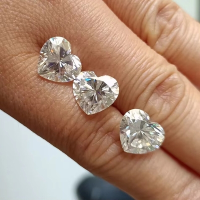Muebles de joyería de Moissanite Diamante en forma de corazón para anillos