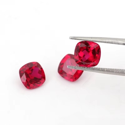 Cojín de sangre de pigón certificado corte facetado rubí suelto para anillo