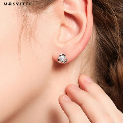 Trébol simple Diamond Earrings de 925 de Sterling Silver Clover Zircon Earrings de la flor del Zircon pendientes del perno prisionero
