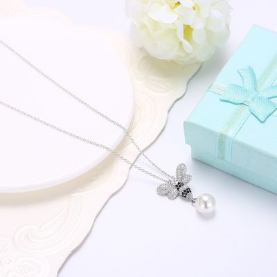Perla 3.93g Sterling Silver Jewelry Necklaces del cristal los 0.27in de la mariposa del ODM de la moda