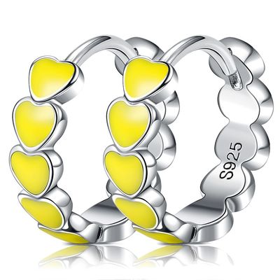 Pernos prisioneros roscados del gramo 0.15m m Sterling Silver Heart Earrings Heart de la CZ 0,85