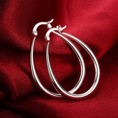 El platino plateó aros lisos del oro del círculo 14k 30×21m m para la señora de las mujeres